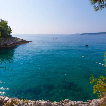 Milena, A Rustic Summer Haven With Pool, Pets Welcome! בית נופש