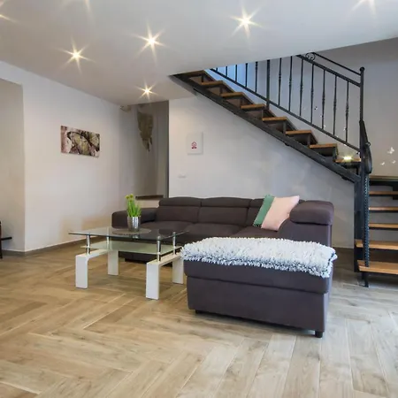 Milena, A Rustic Summer Haven With Pool, Pets Welcome! *