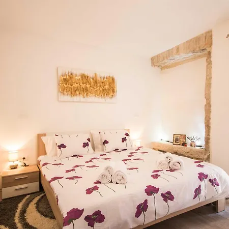 Milena, A Rustic Summer Haven With Pool, Pets Welcome!