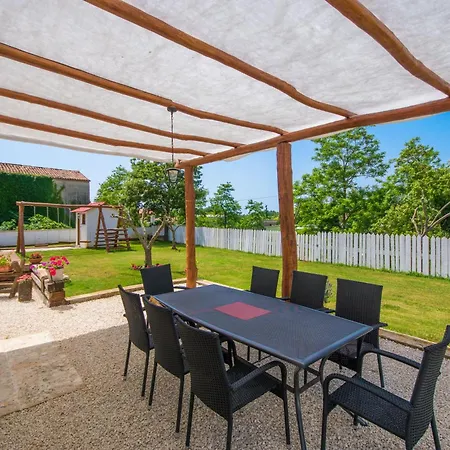 Milena, A Rustic Summer Haven With Pool, Pets Welcome! *