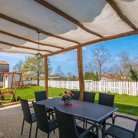 Milena, A Rustic Summer Haven With Pool, Pets Welcome!