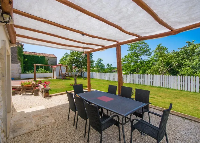 Milena, A Rustic Summer Haven With Pool, Pets Welcome! *