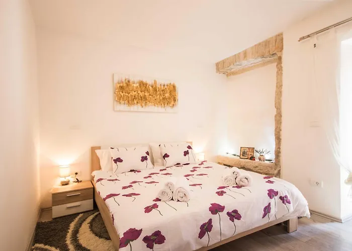 Milena, A Rustic Summer Haven With Pool, Pets Welcome!